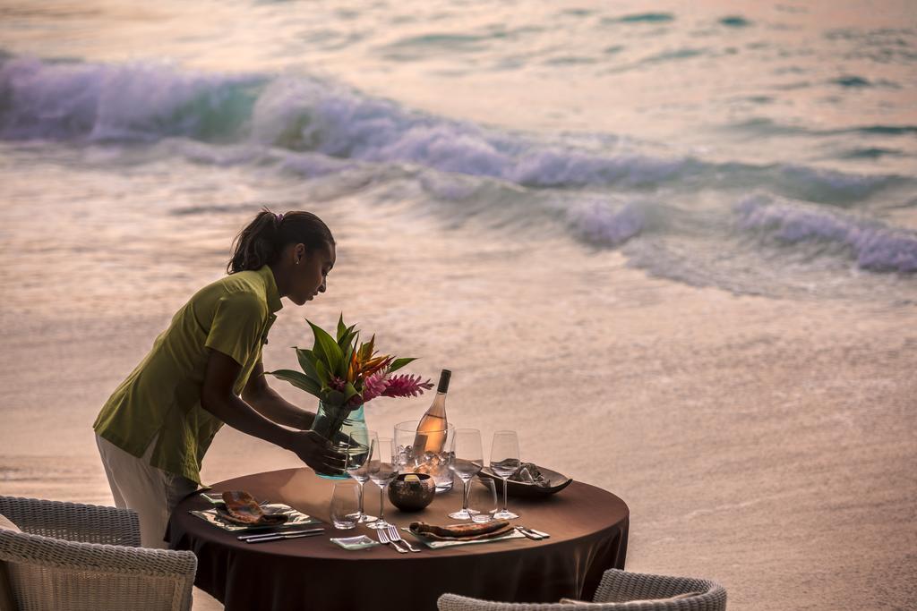 Four Seasons Resort Seychelles Baie Lazare  Exterior photo